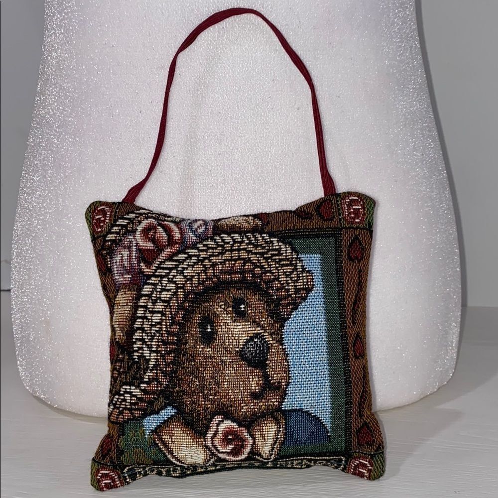 Boyds Bears Vintage Afternoon Tea Tapestry Pillow Decor Reds Green Brown